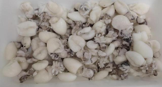 Raw cleaned cuttlefish 60+, 800g bag - frozen