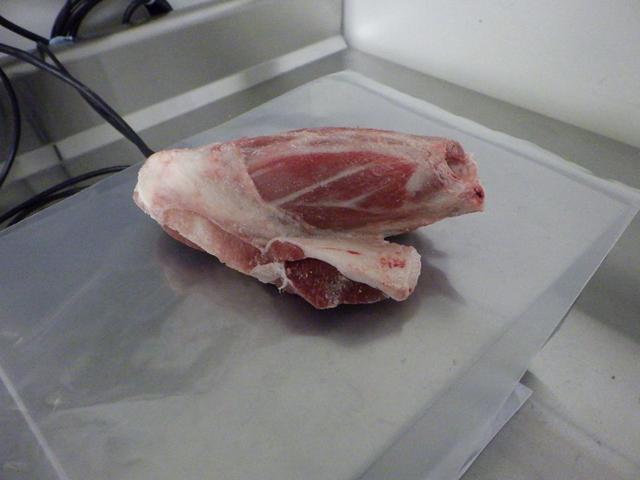 Lamb foreshank with shoulder 280-350g - frozen